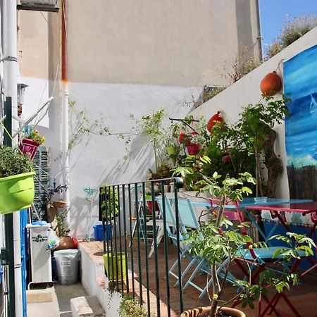 Hostel Au Petit chez Soi Cassis Exterior foto